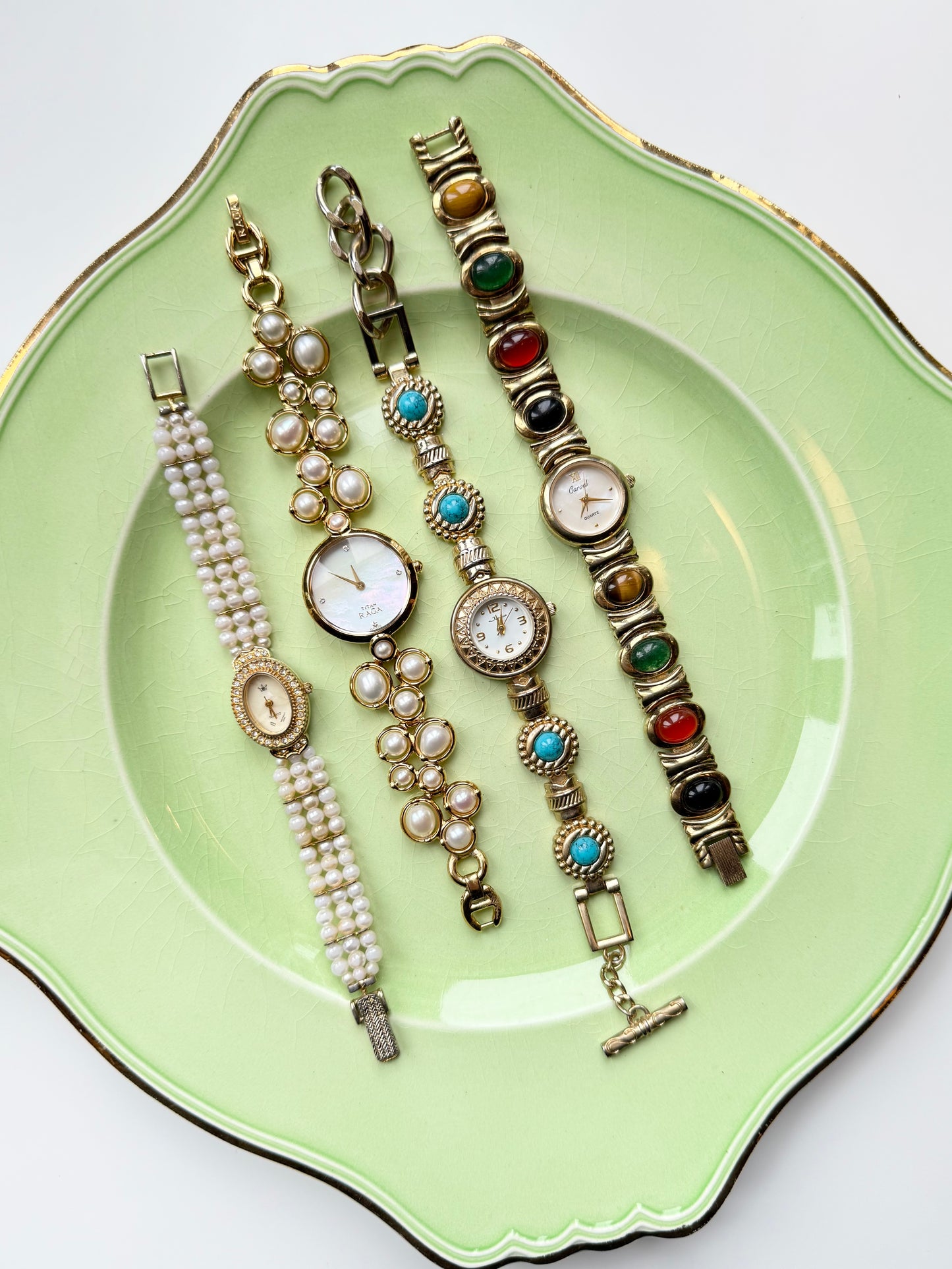 The Titan Pearl Watch