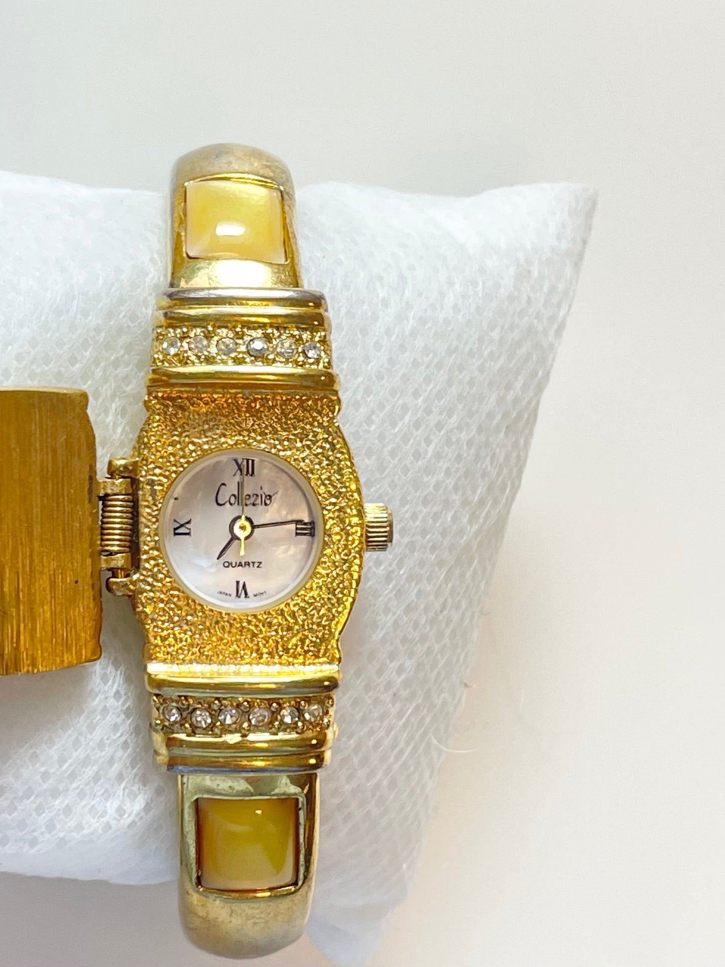 The Peekaboo Watch Bangle