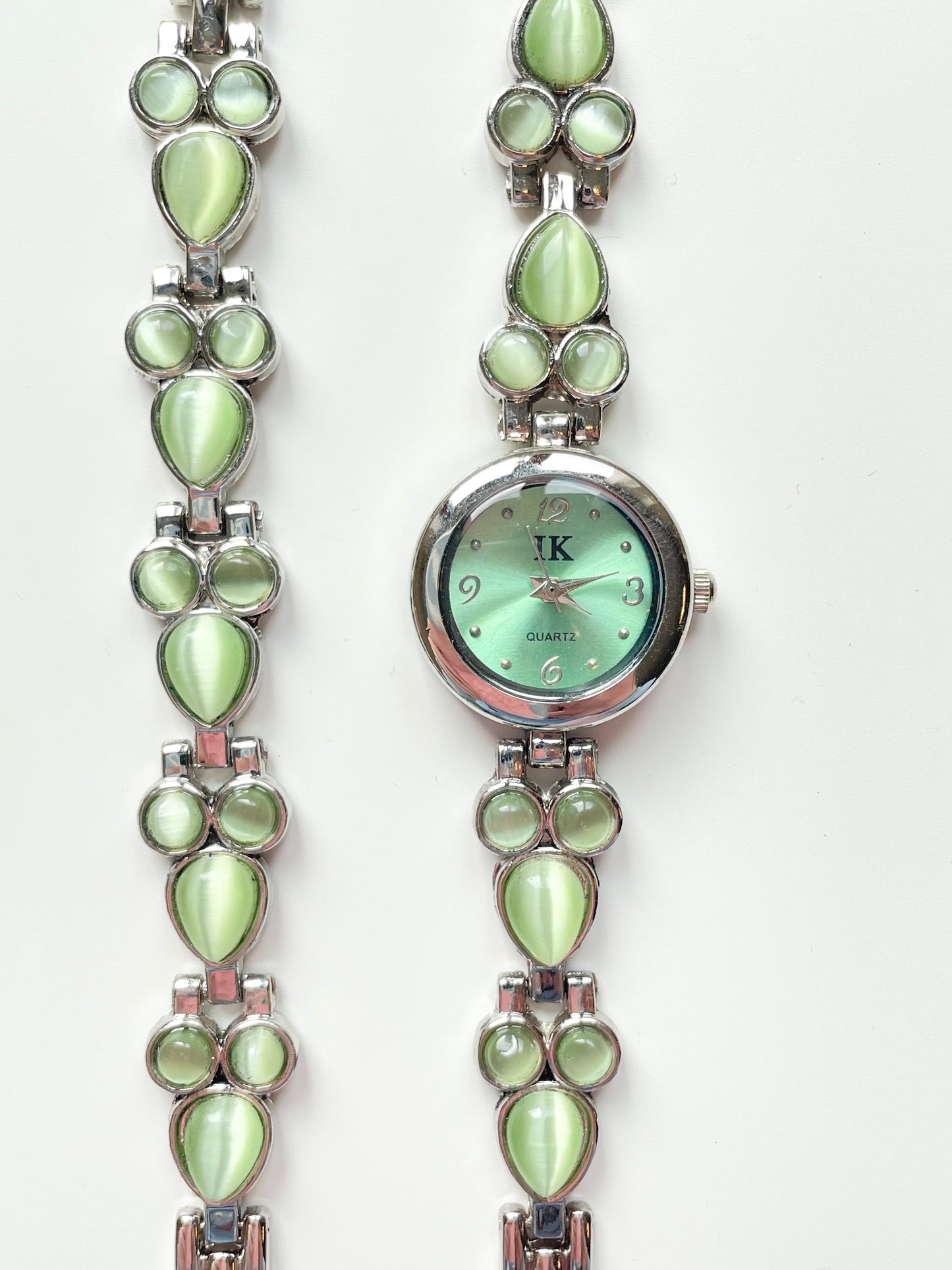The Apple Watch & Bracelet Set