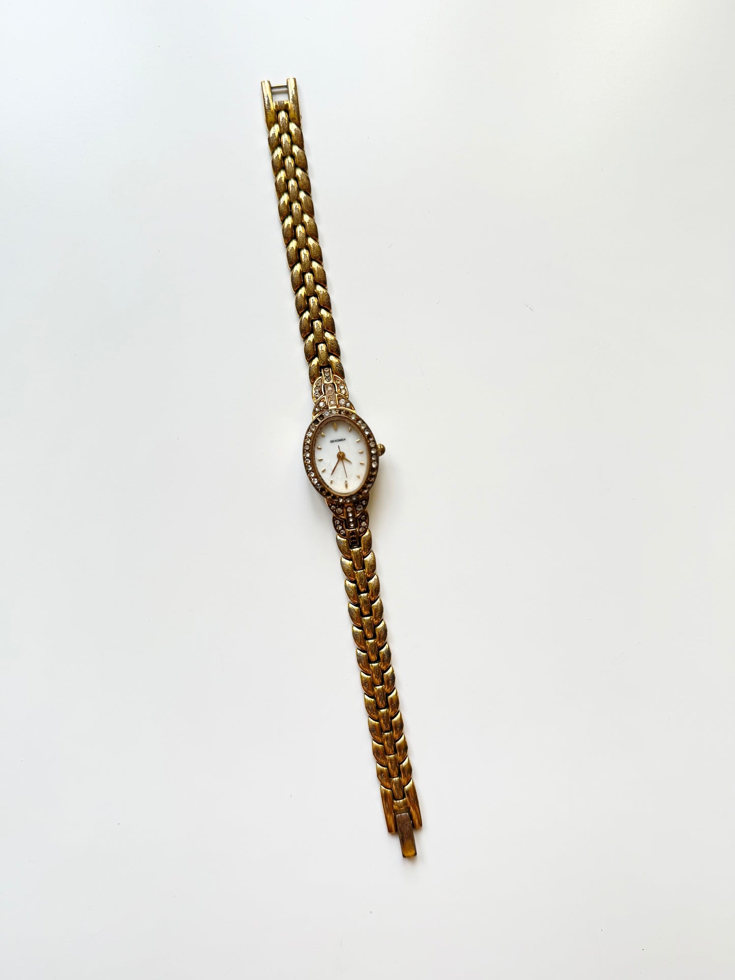The Eliora Watch