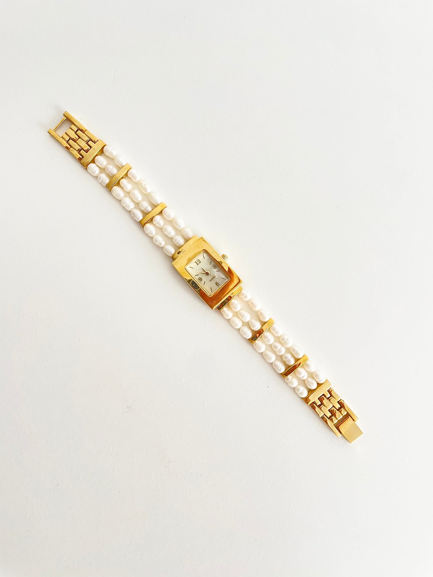 The Lucia Pearl Watch