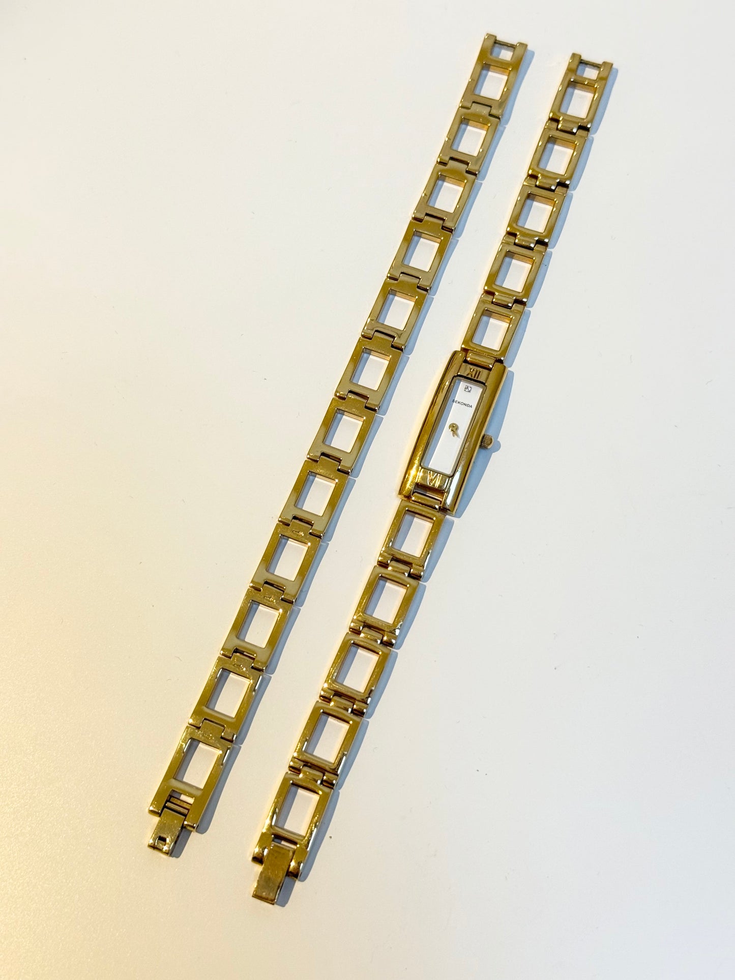 The Scarlett Watch & Bracelet Set