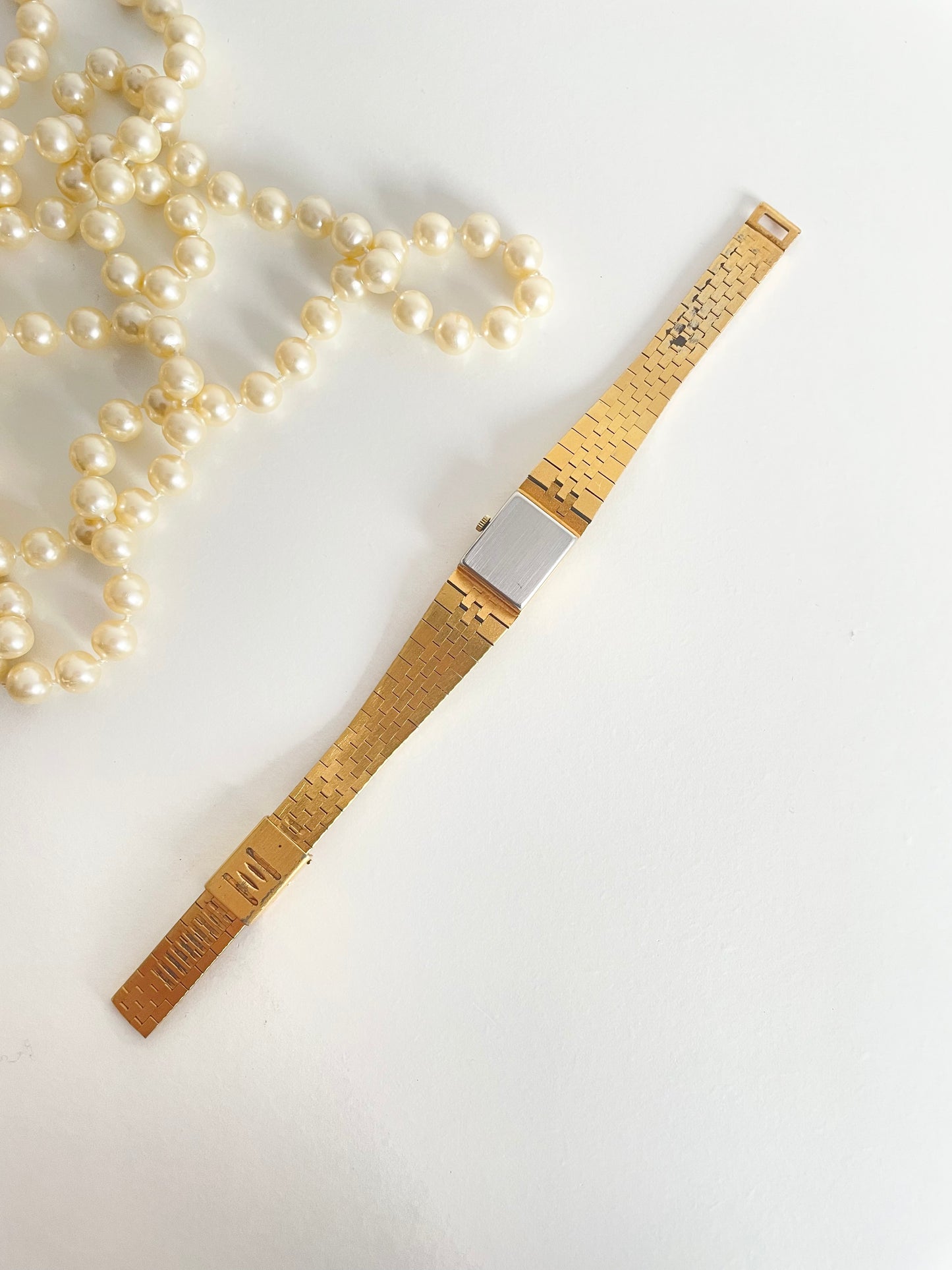 The Calista Heart Watch