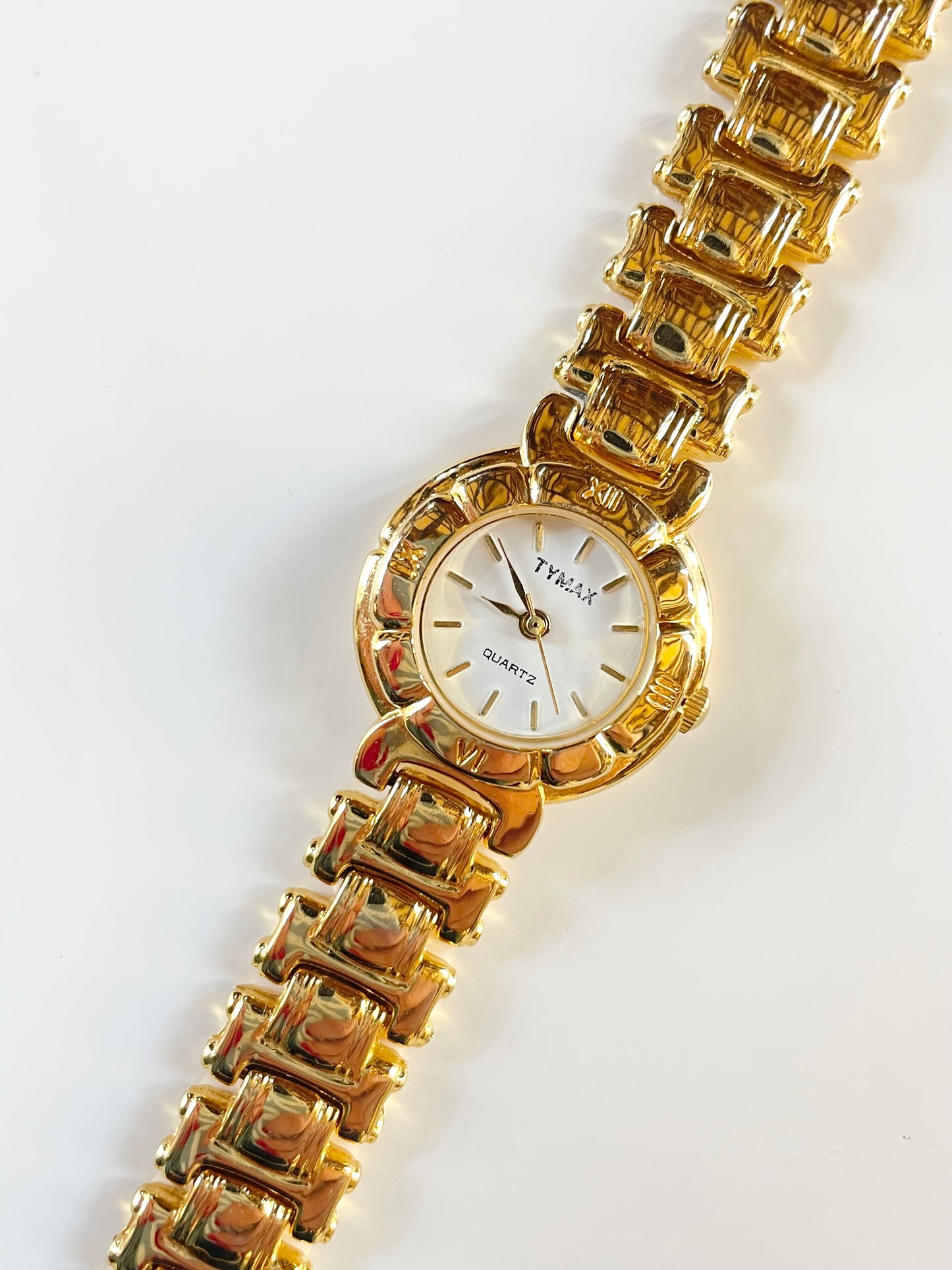 The Iris Watch