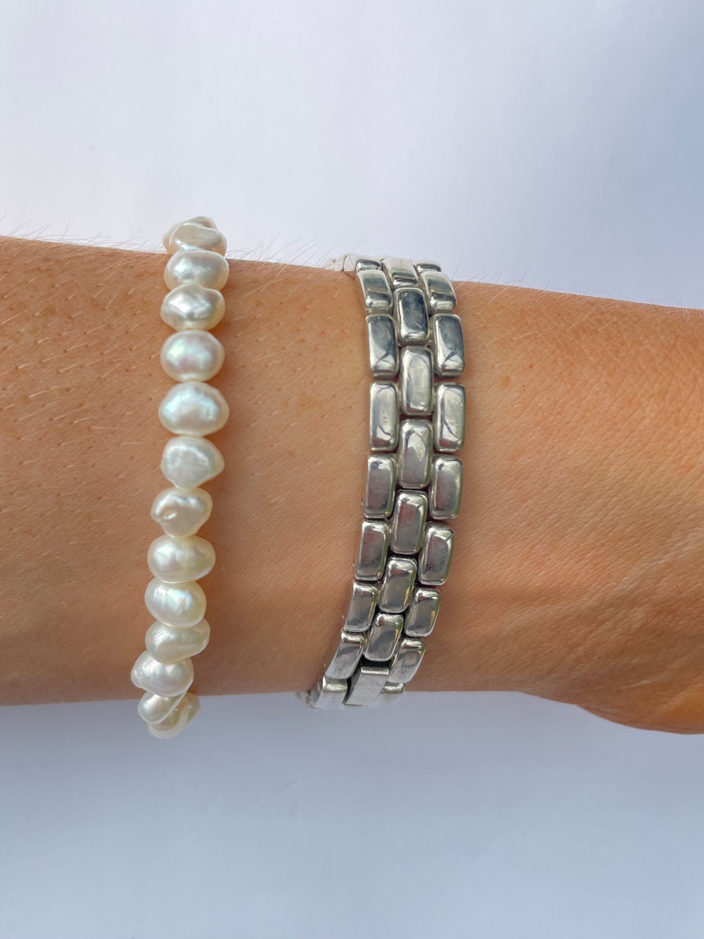 The Lila Watch