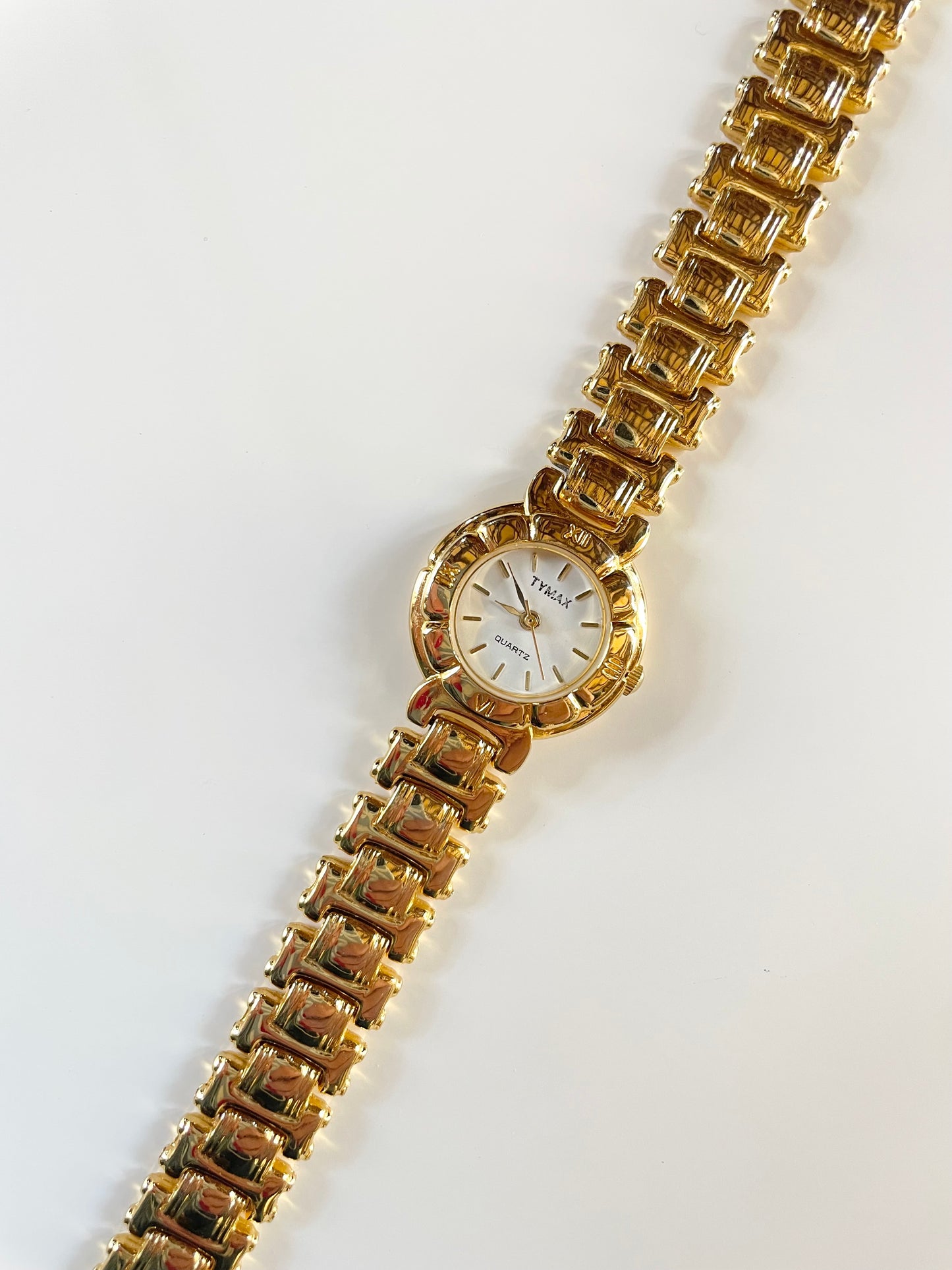 The Iris Watch