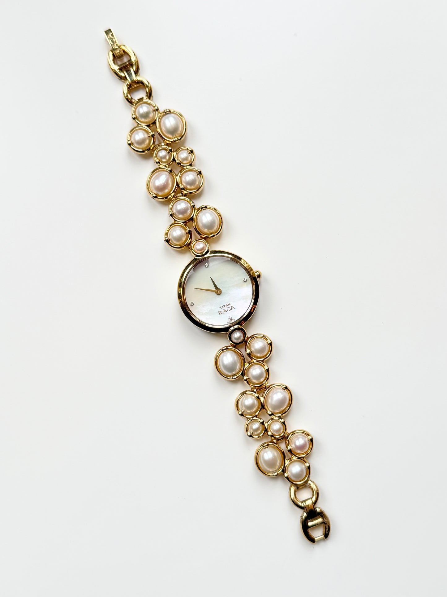 The Titan Pearl Watch