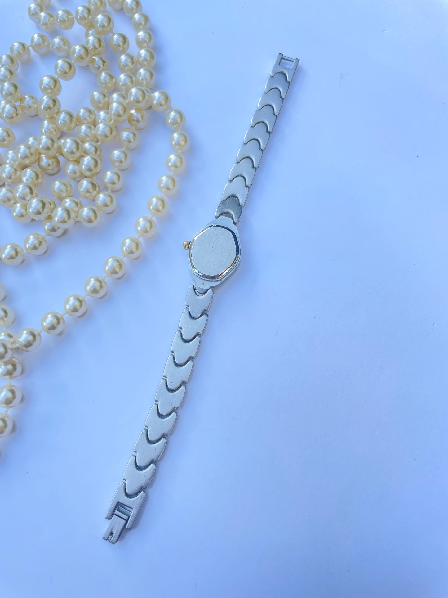 The Thea Heart Watch