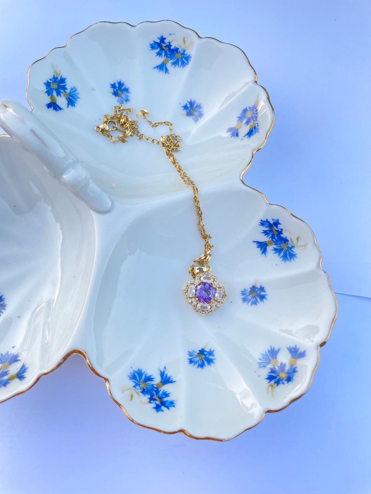 The Belle Necklace