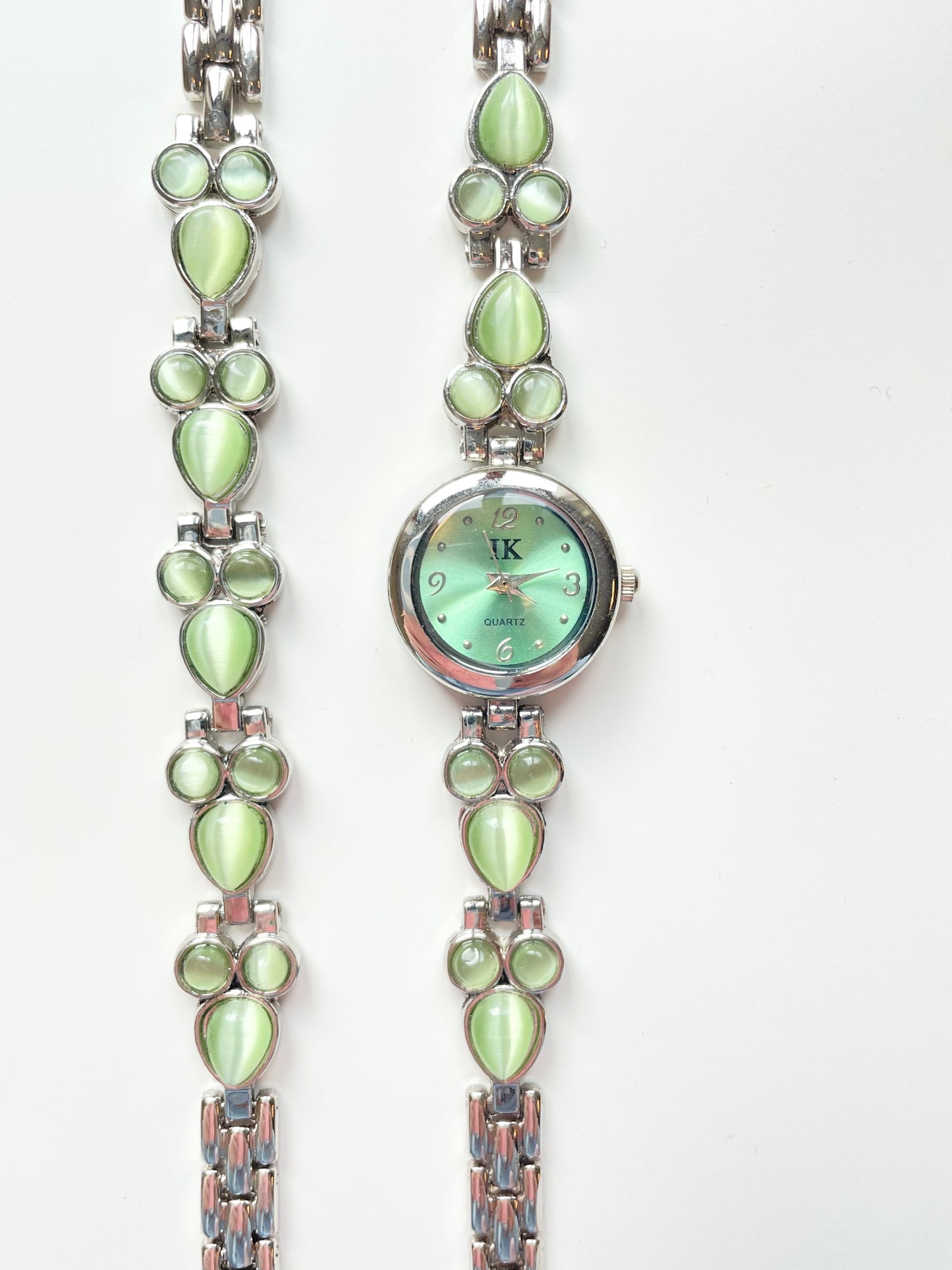 The Apple Watch & Bracelet Set