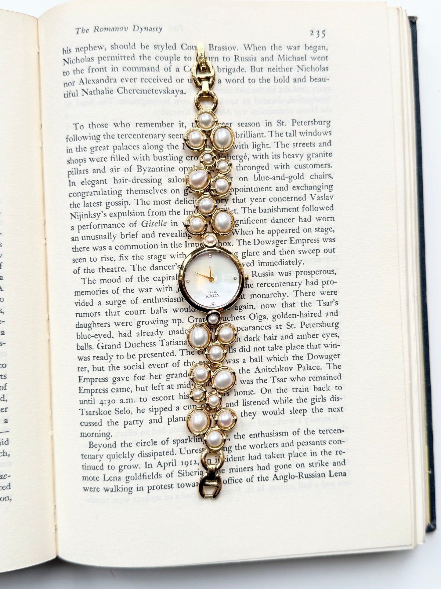 The Titan Pearl Watch