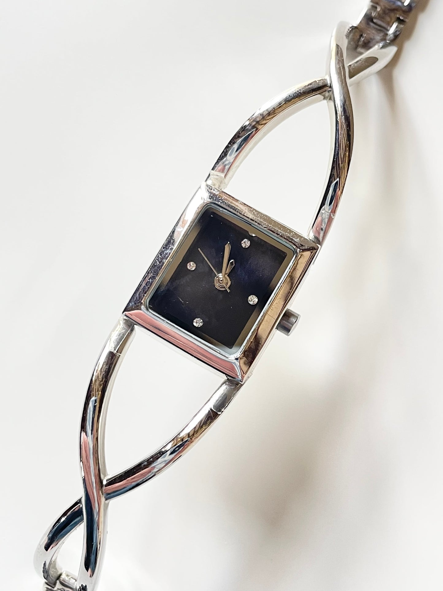 The Hettie Watch