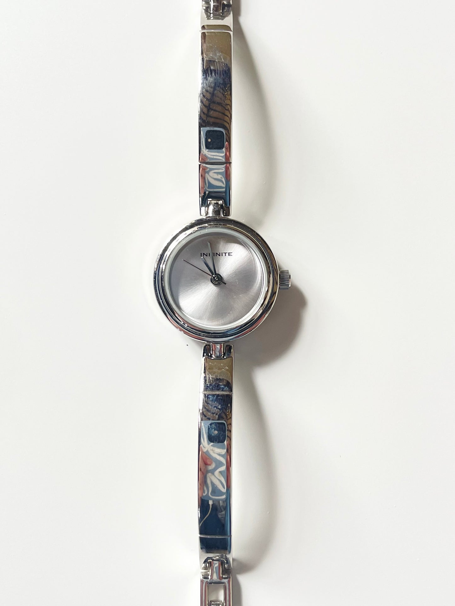 The Iris Watch
