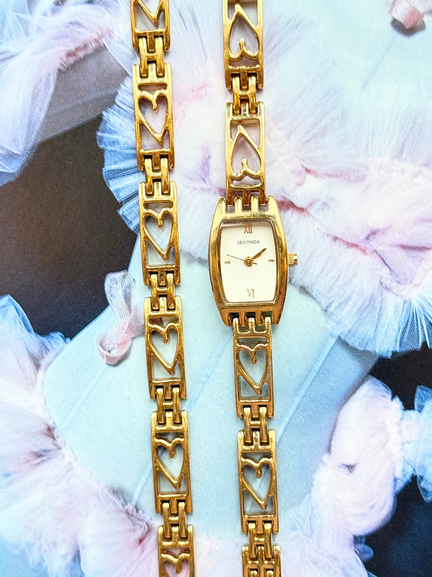 The Lola Heart Watch & Bracelet Set