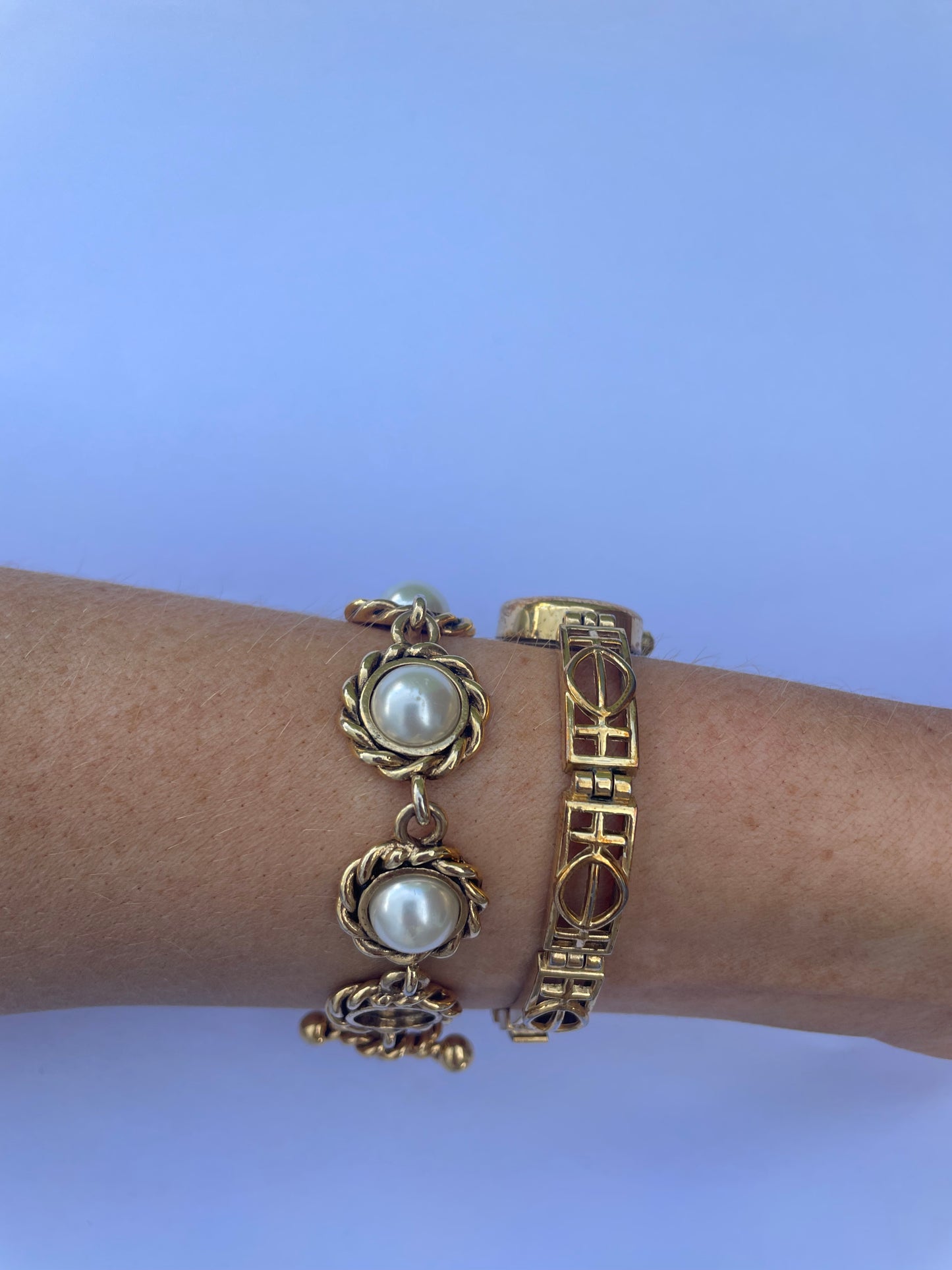 The Cora Watch