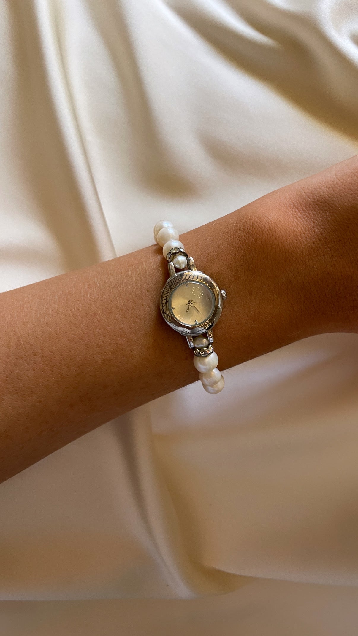 The Pearl Watch