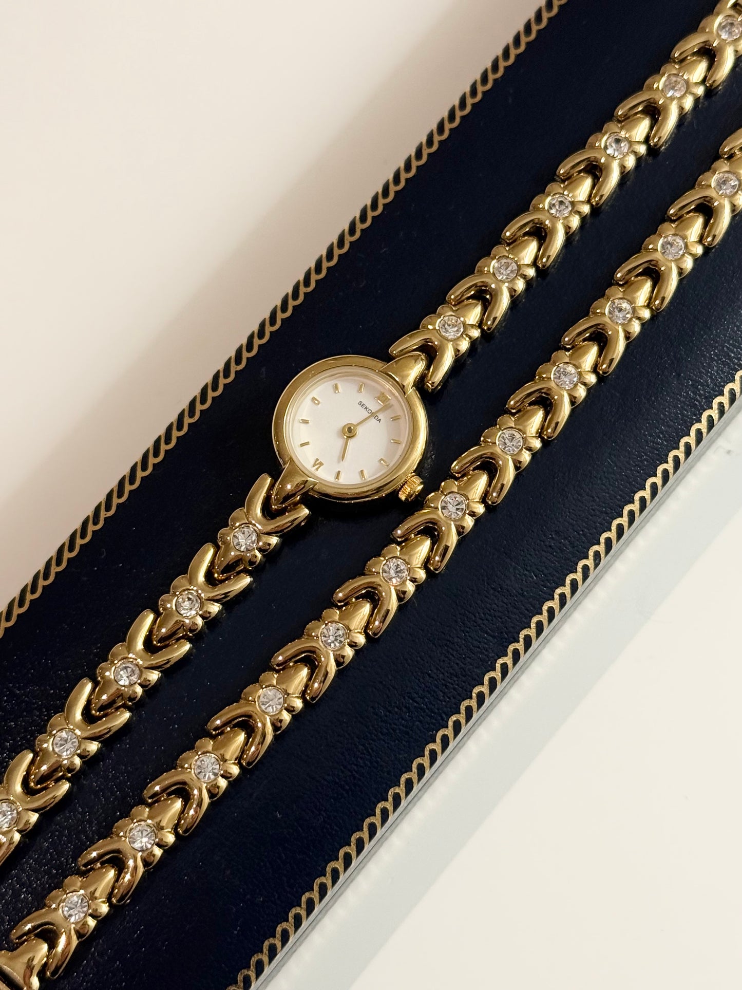 The Bow Watch & Bracelet Set