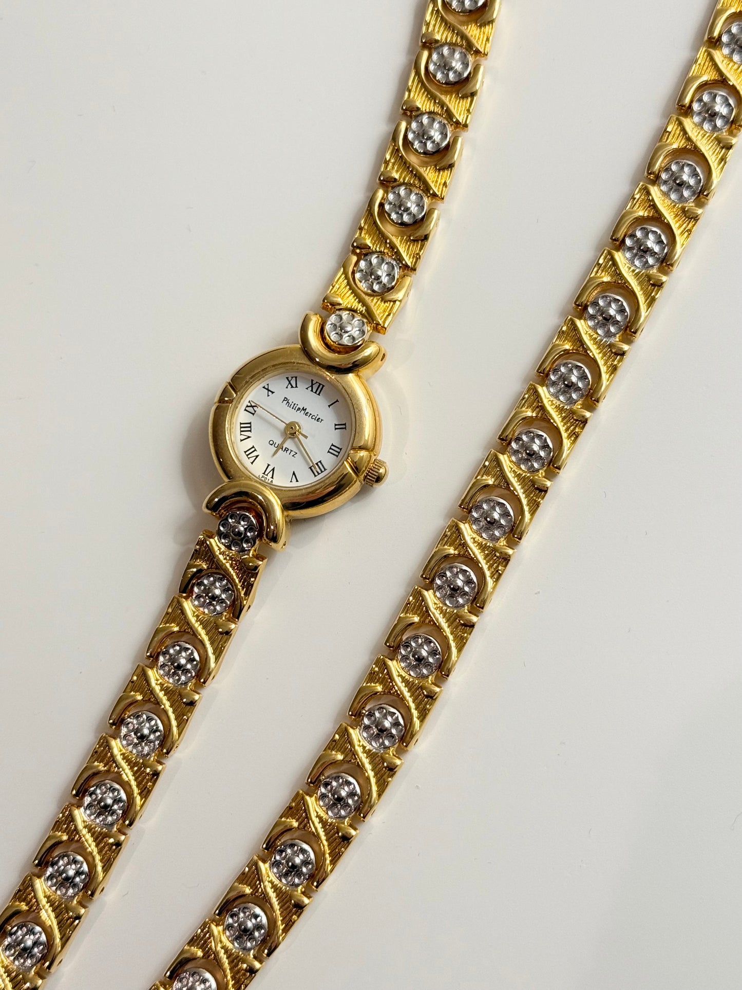 The Cudy Watch & Bracelet Set