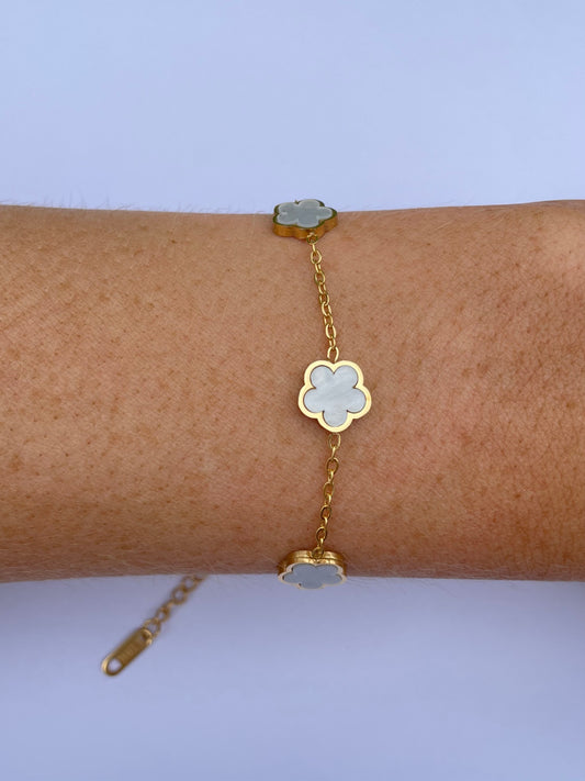 The Daisy Bracelet