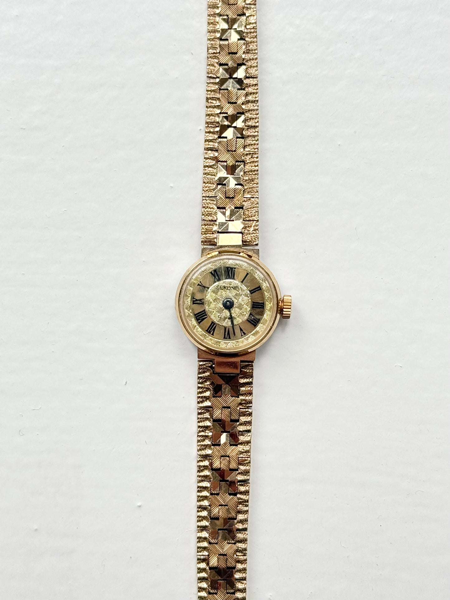 The Mia Watch