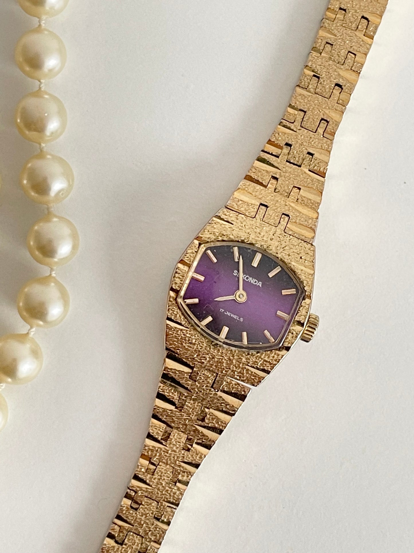 The Purple Gemma Watch