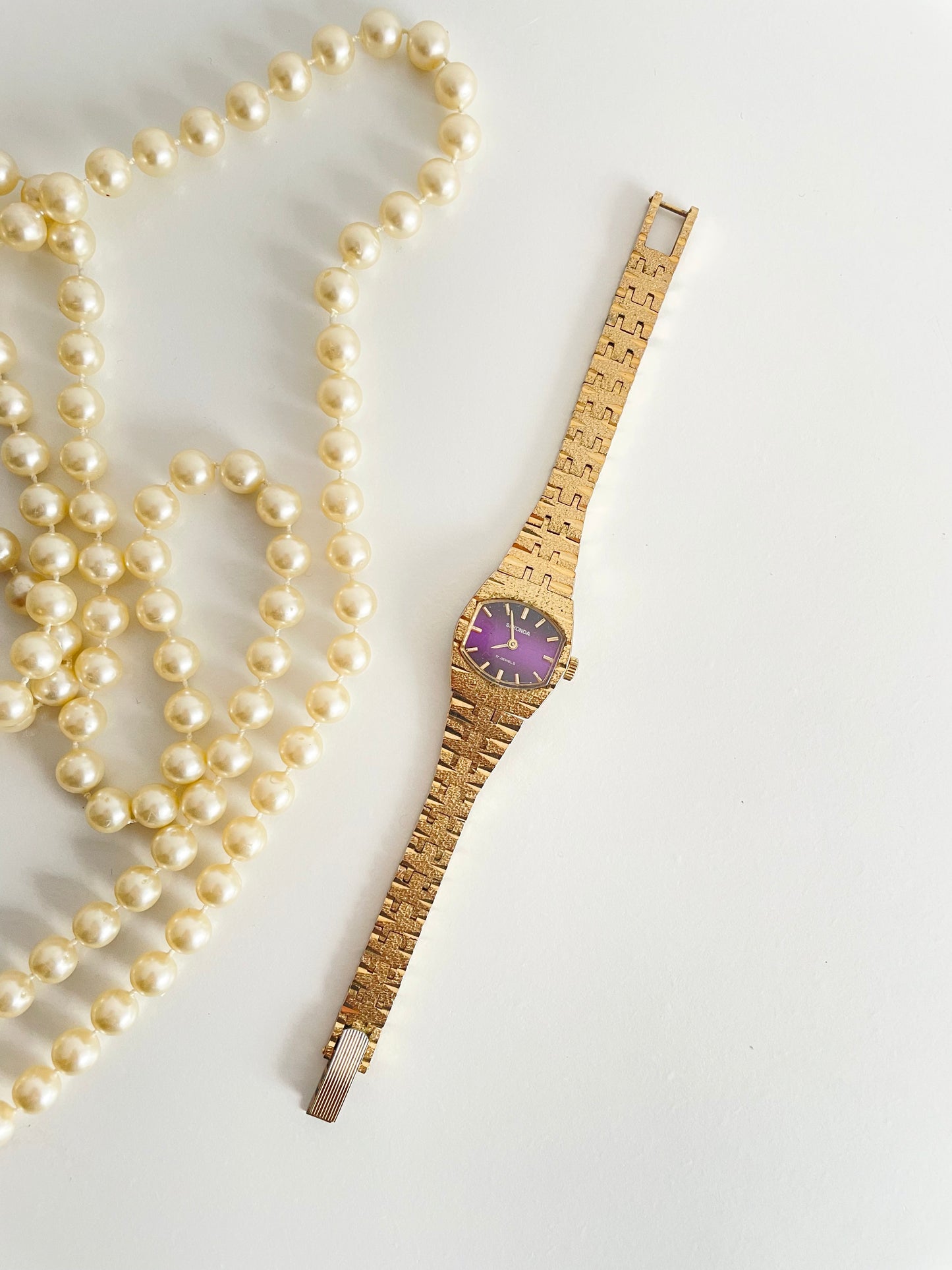 The Purple Gemma Watch