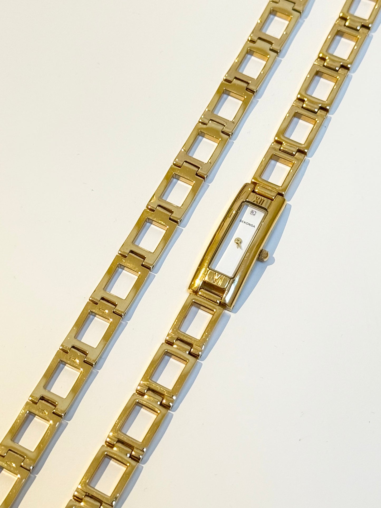 The Scarlett Watch & Bracelet Set