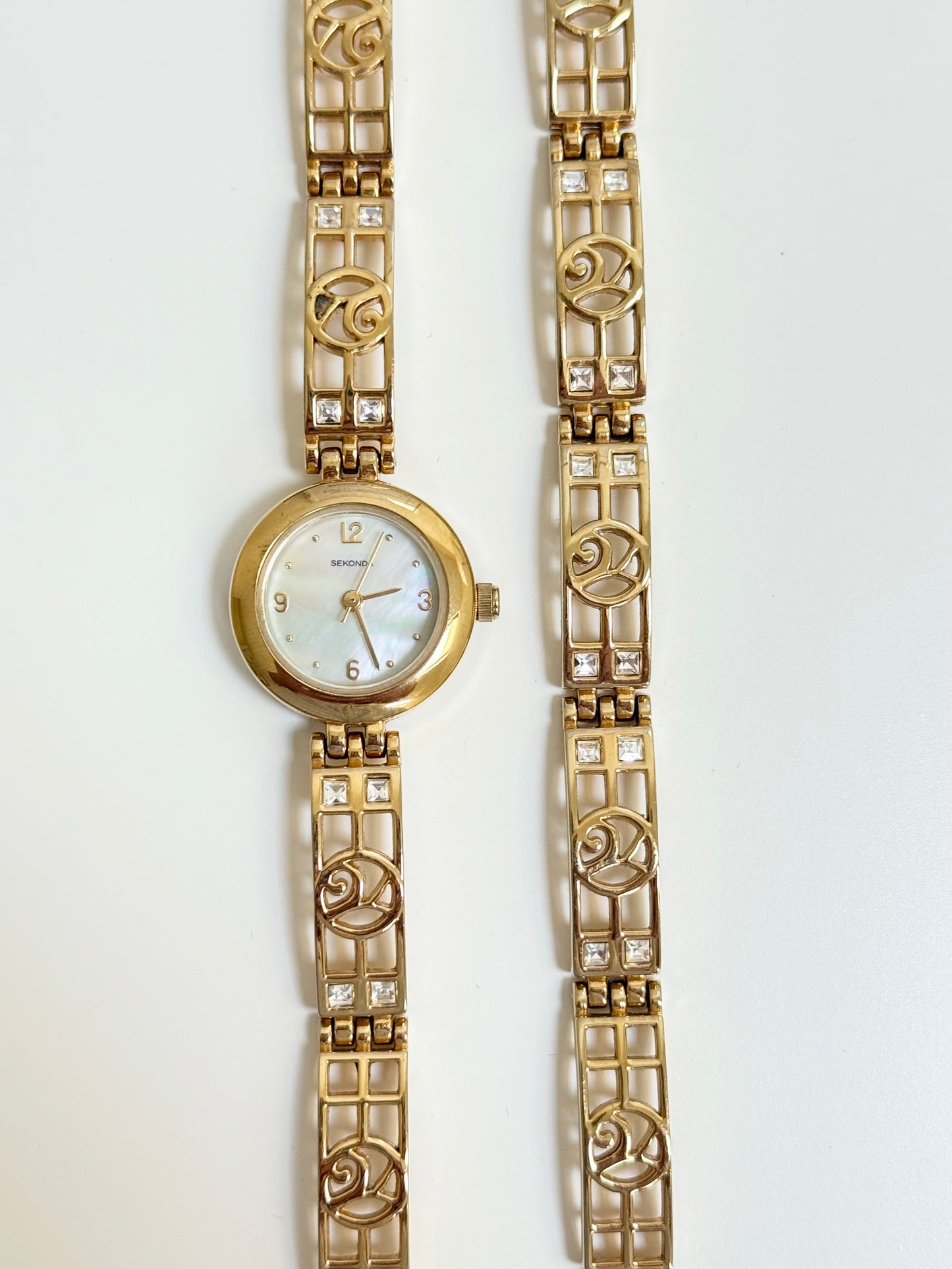 The Antoinette Watch & Bracelet Set