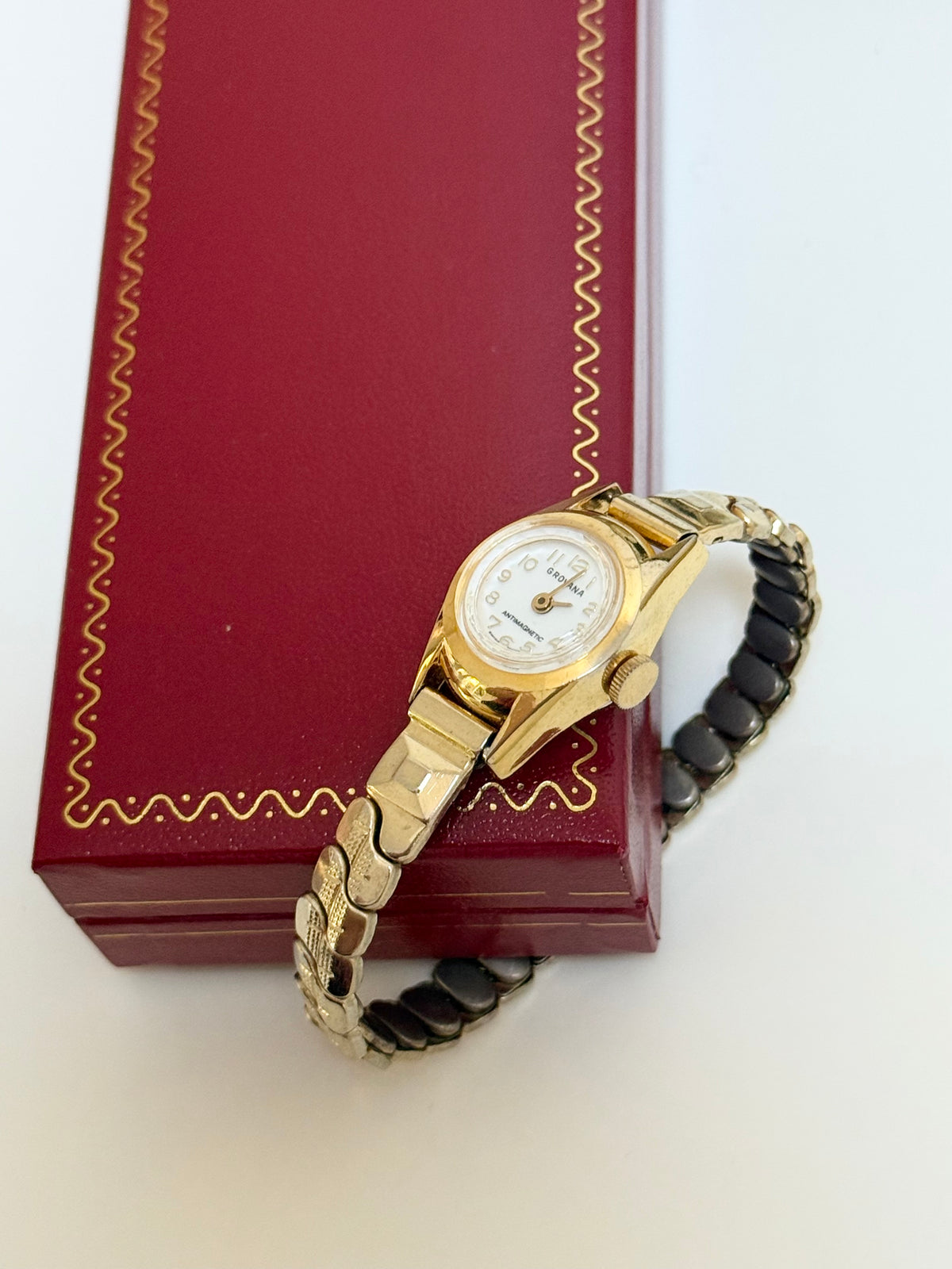 The Grovana Watch