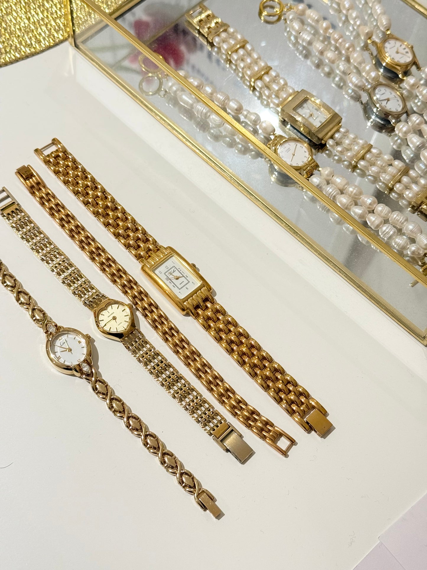 The Lola Watch